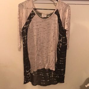 Buckle mid sleeve top! See through